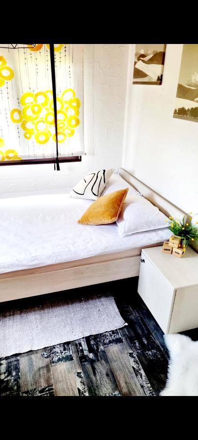 Kuca Za Odmor Malia: Spa Retreat with City Attraction Perks Thurdevac Exterior photo